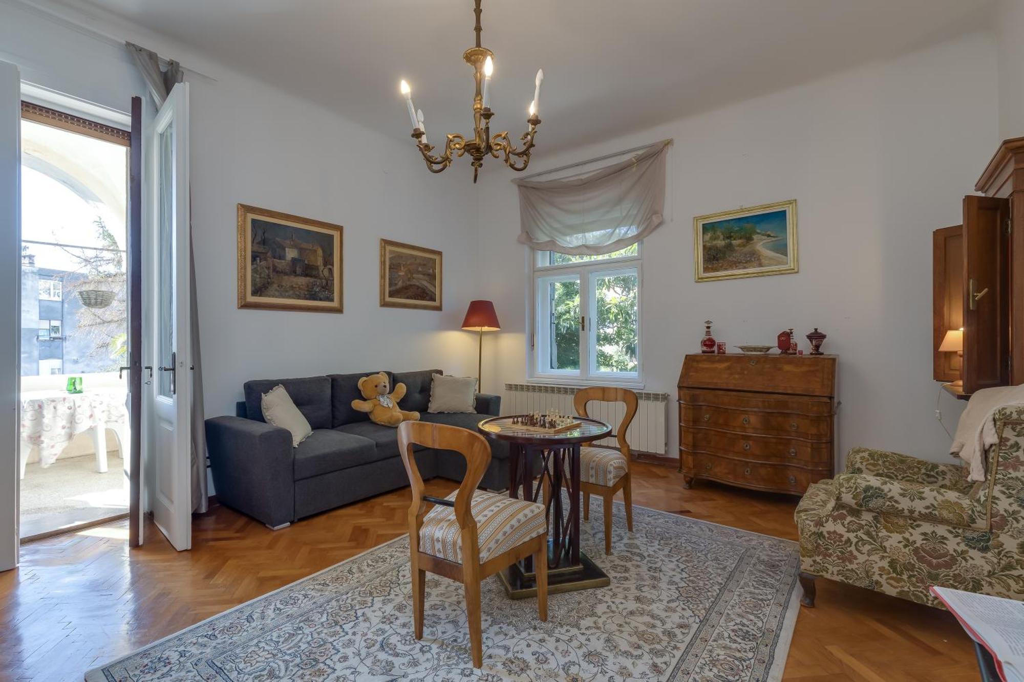 City Apartment With Garden - Happy Rentals Fiume Esterno foto