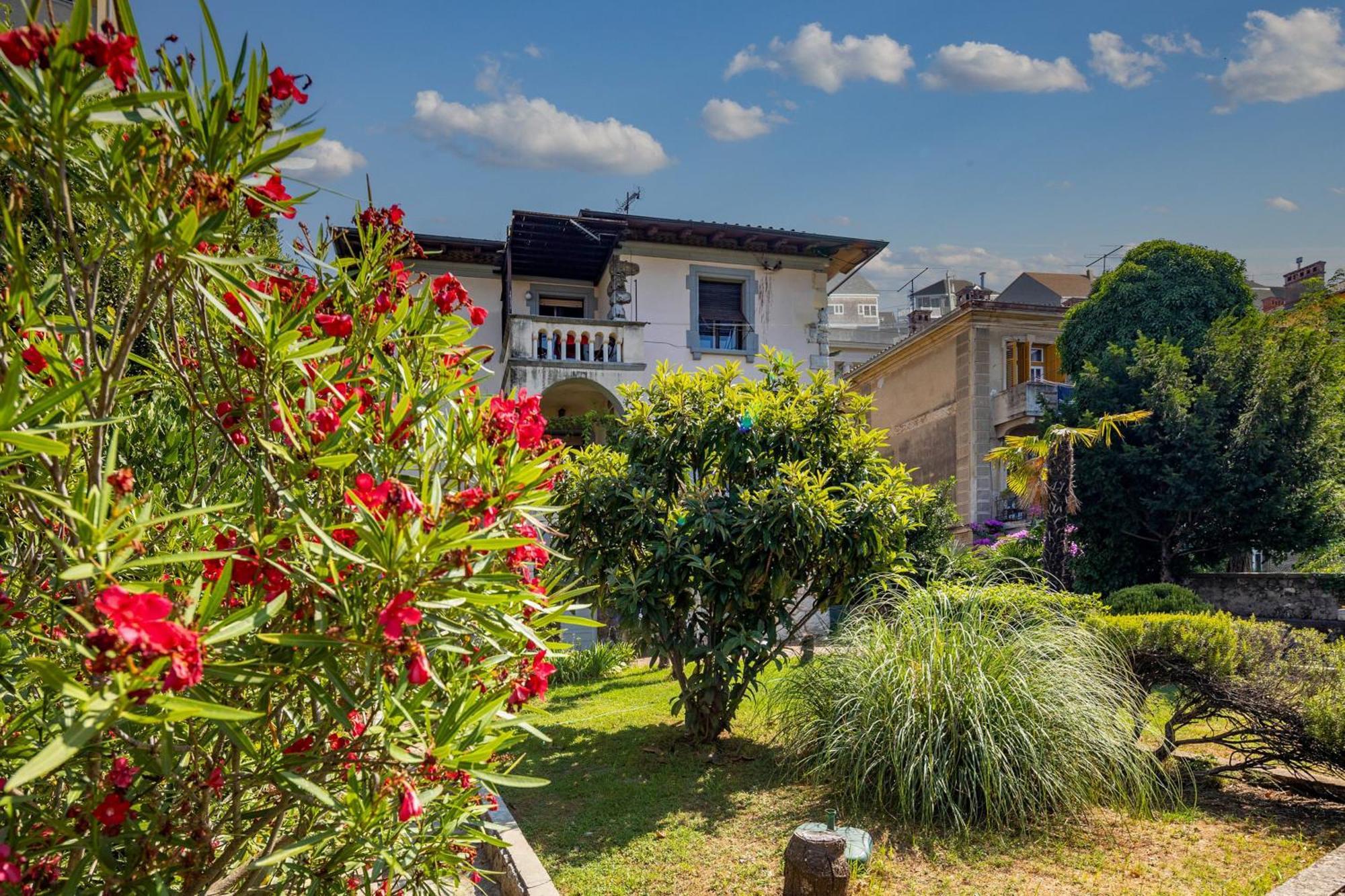 City Apartment With Garden - Happy Rentals Fiume Esterno foto